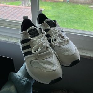 NEW mens adidas ZX 700 HD shoes